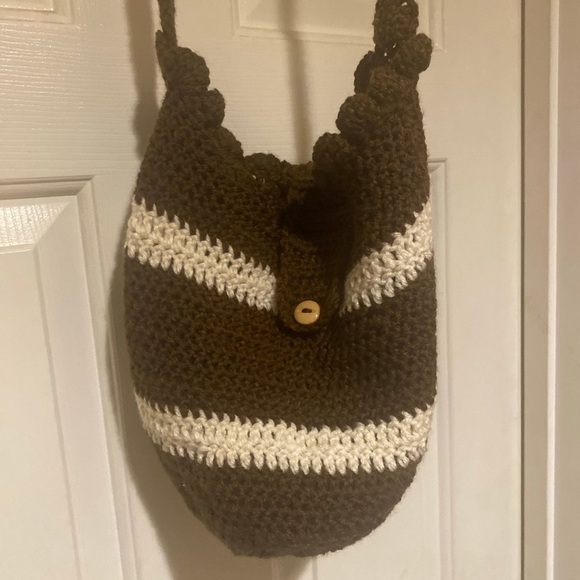 Hand Made Brown Crochet Women’s Purse - Picture 1 of 4